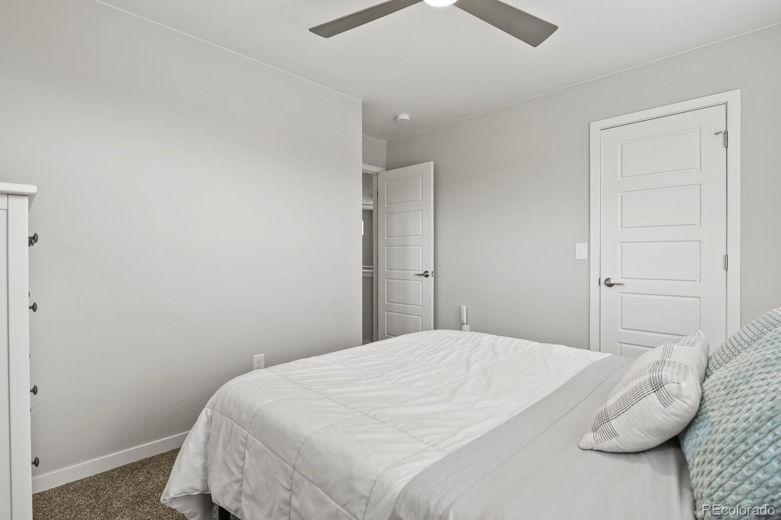 2932 Merry Rest Way