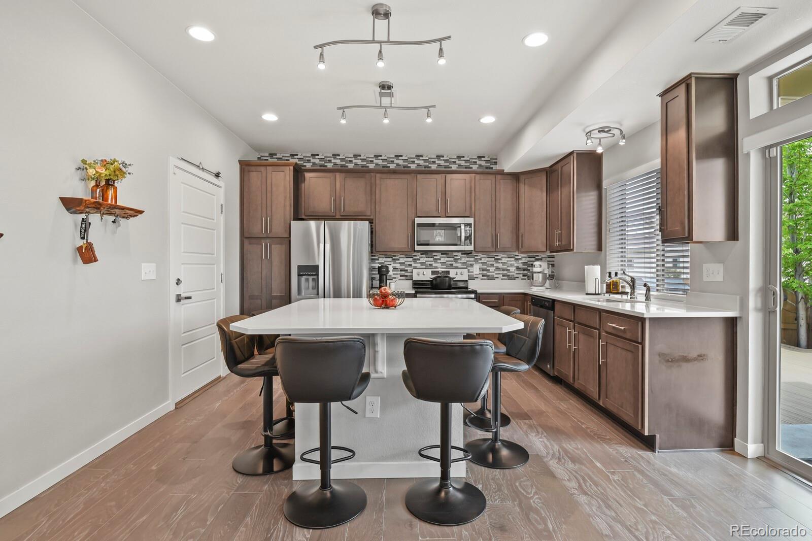 2932 Merry Rest Way