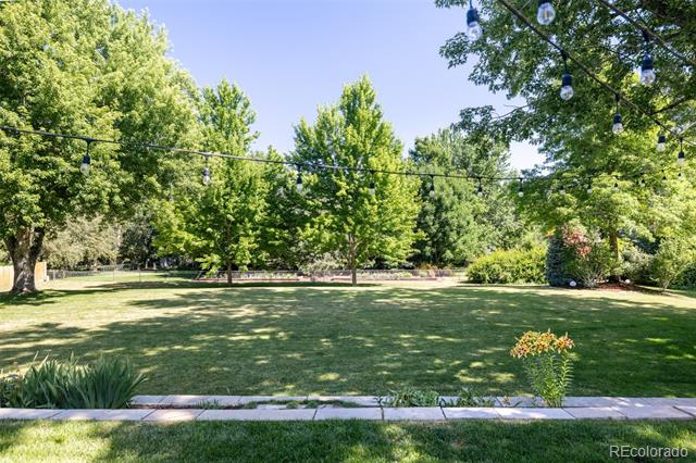 2133 Crestridge Drive