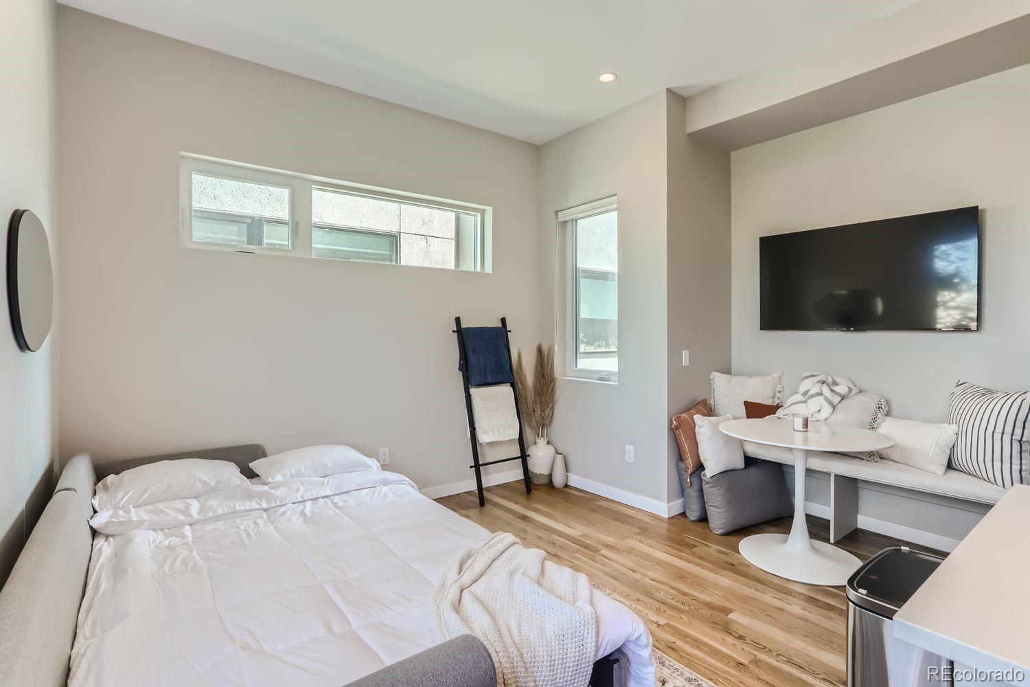 4316 Tennyson Street Unit: 1