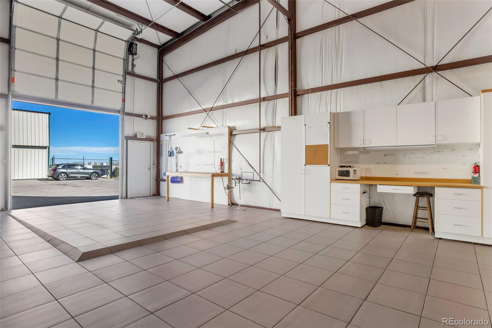 7161 S Peoria Street Unit: 18E