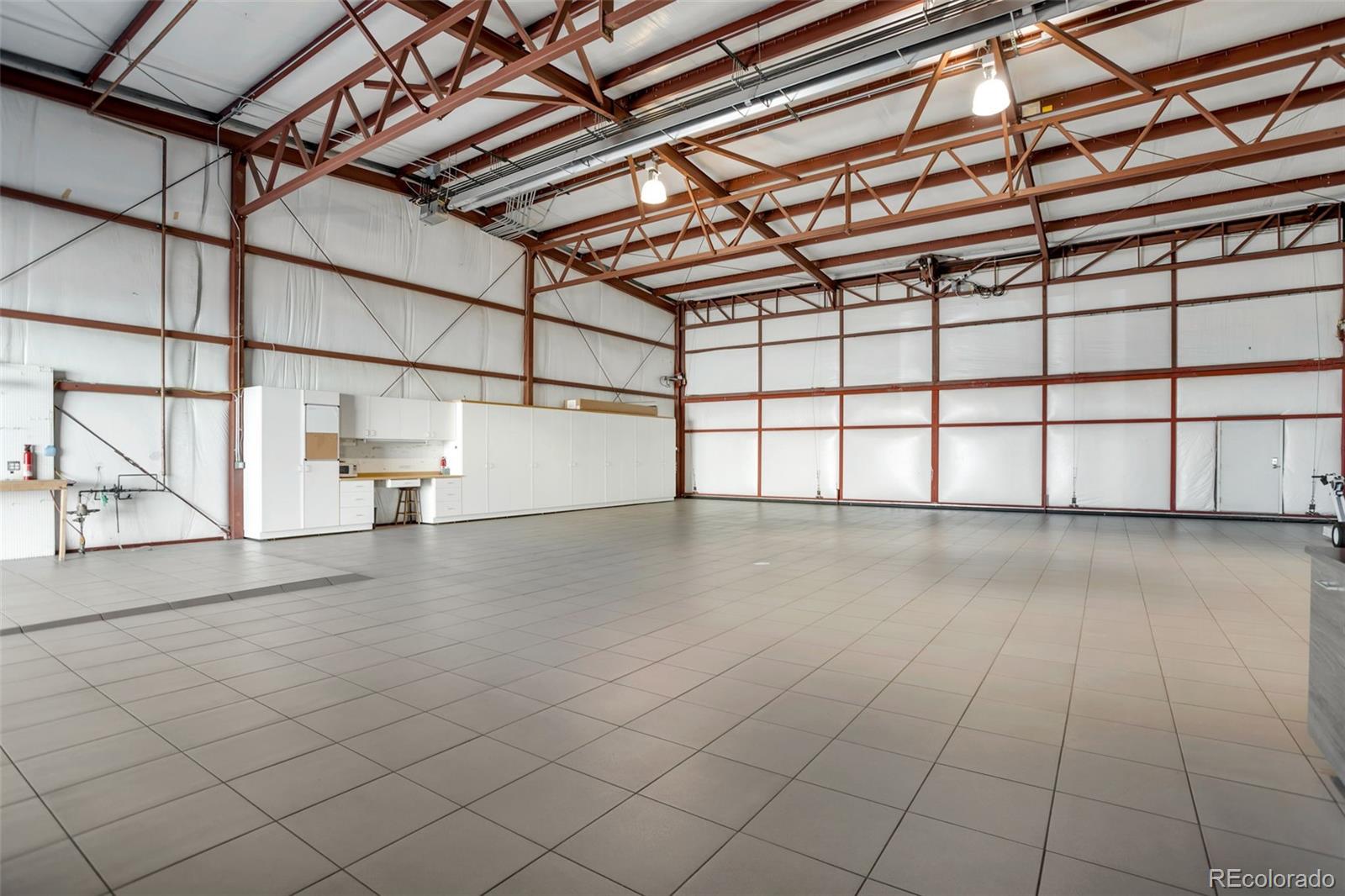 7161 S Peoria Street Unit: 18E