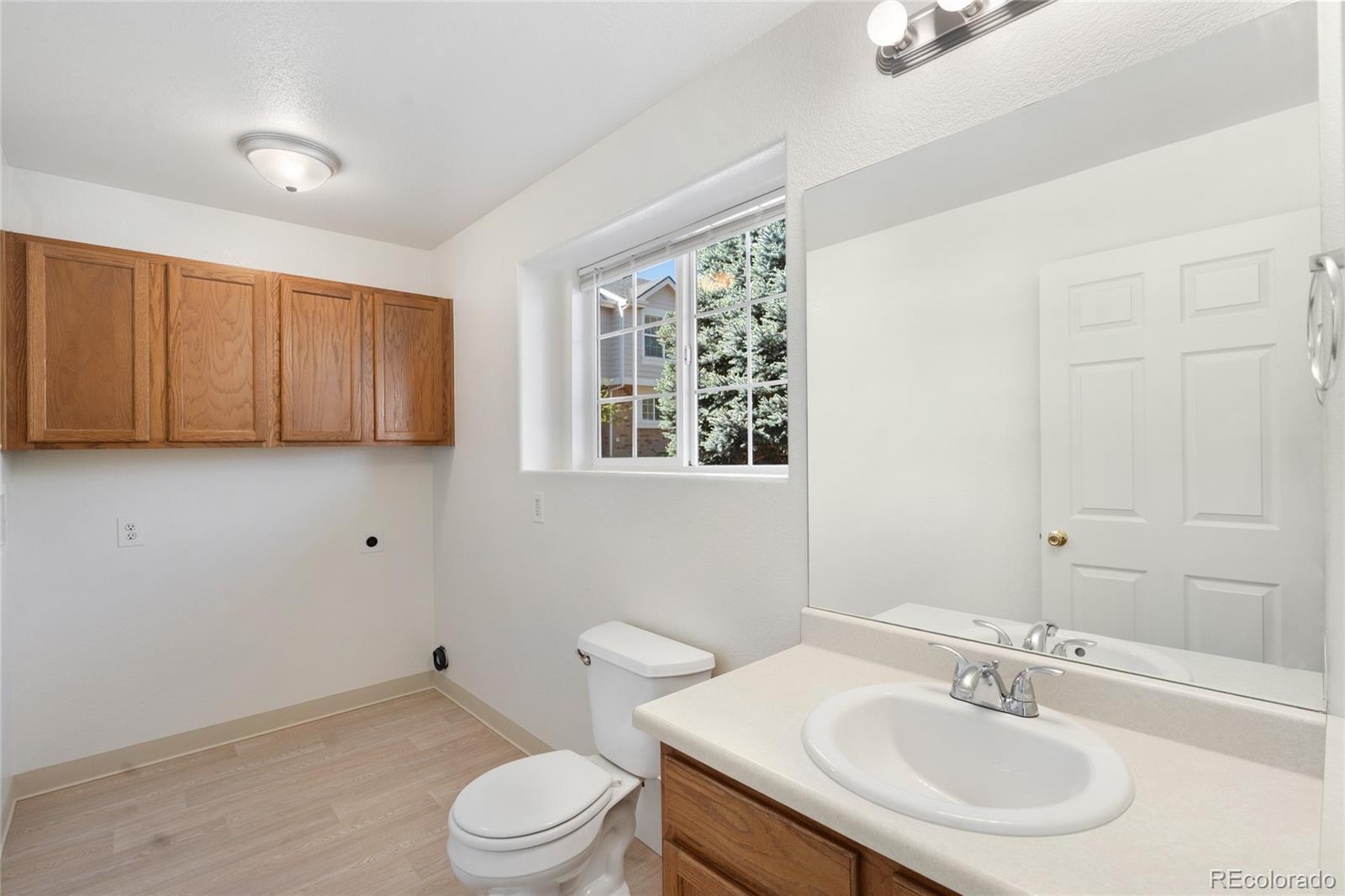 1276 S Zeno Circle