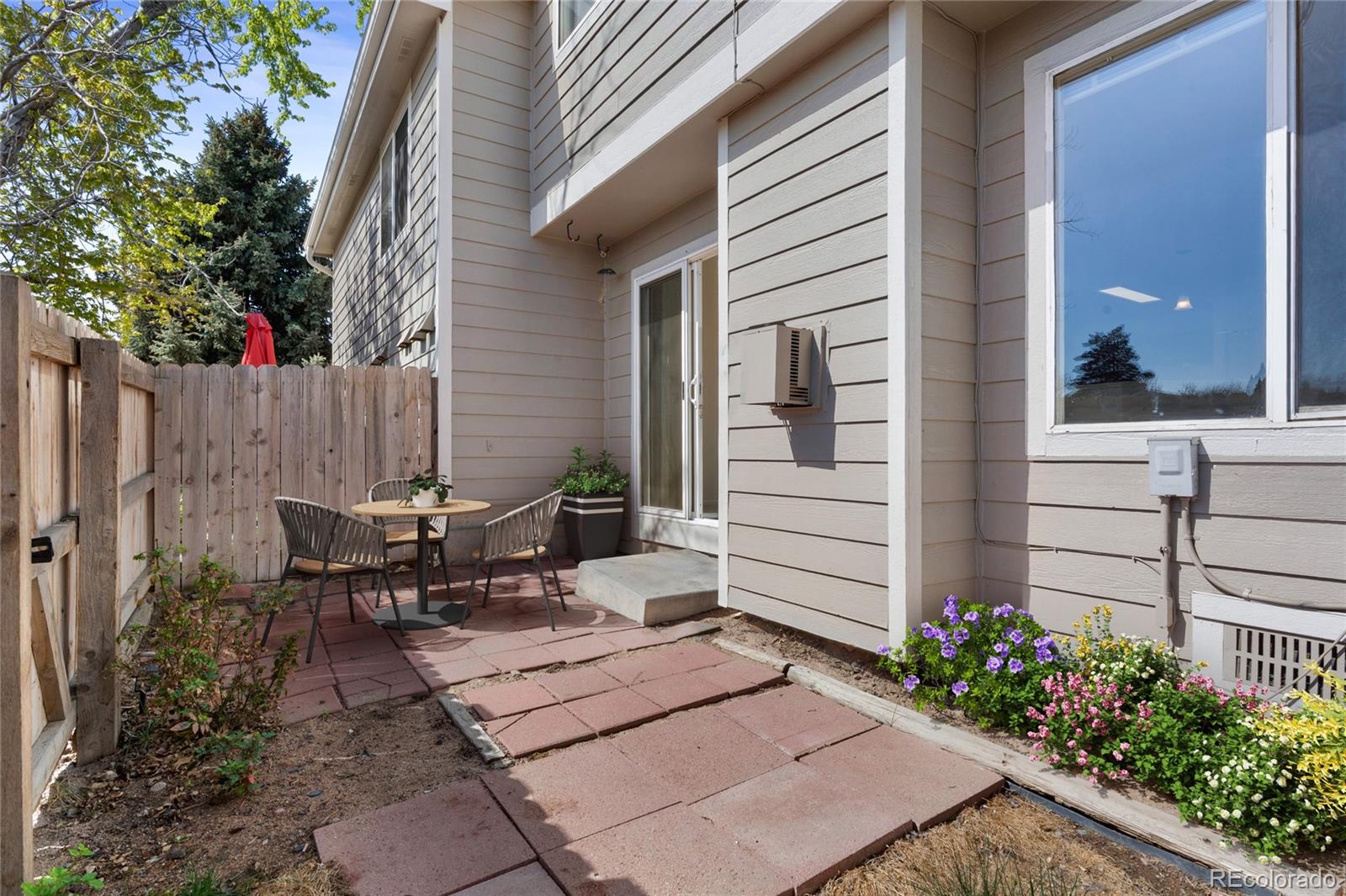 1276 S Zeno Circle
