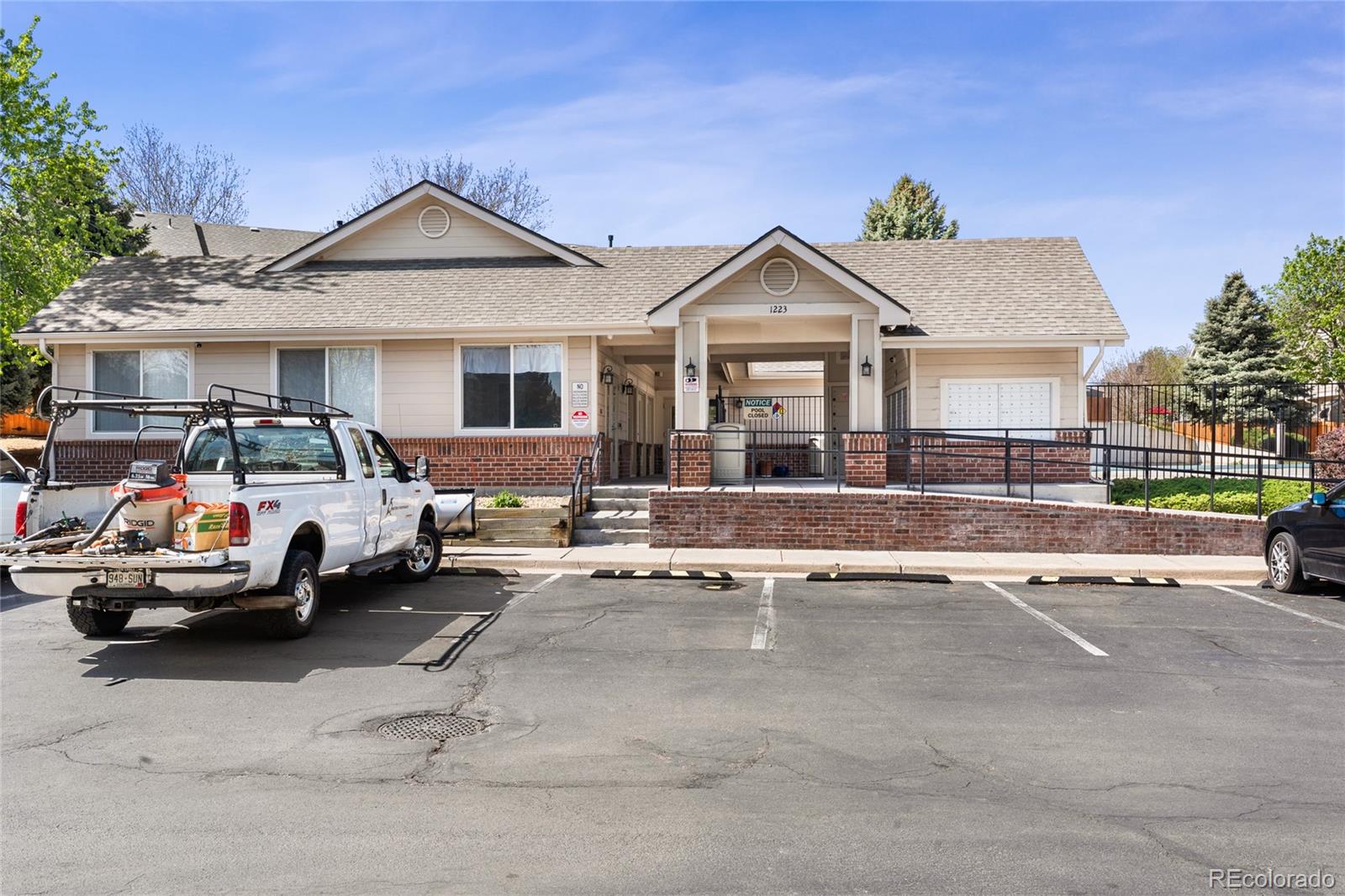 1276 S Zeno Circle