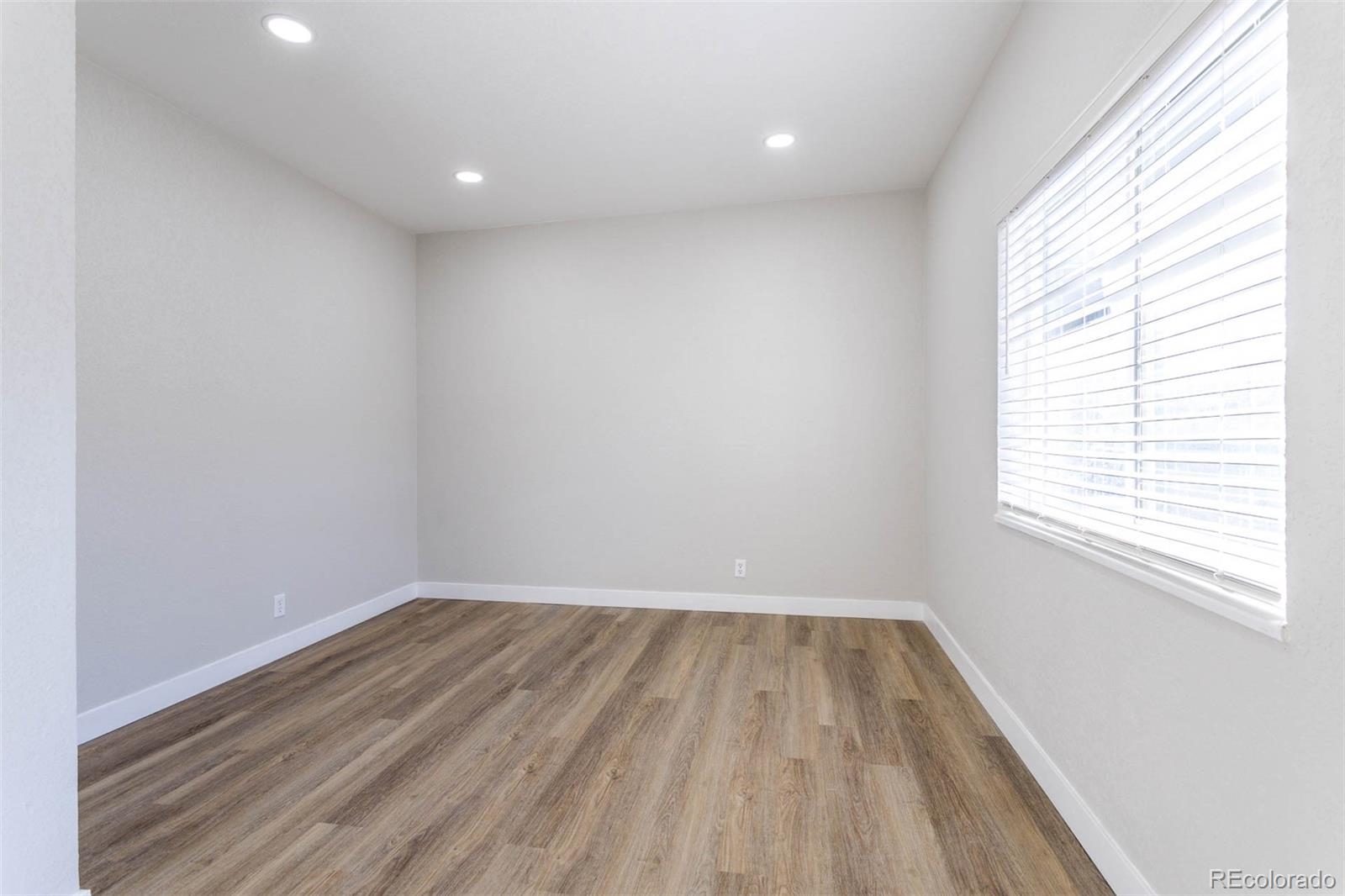 2446 N Ogden Street