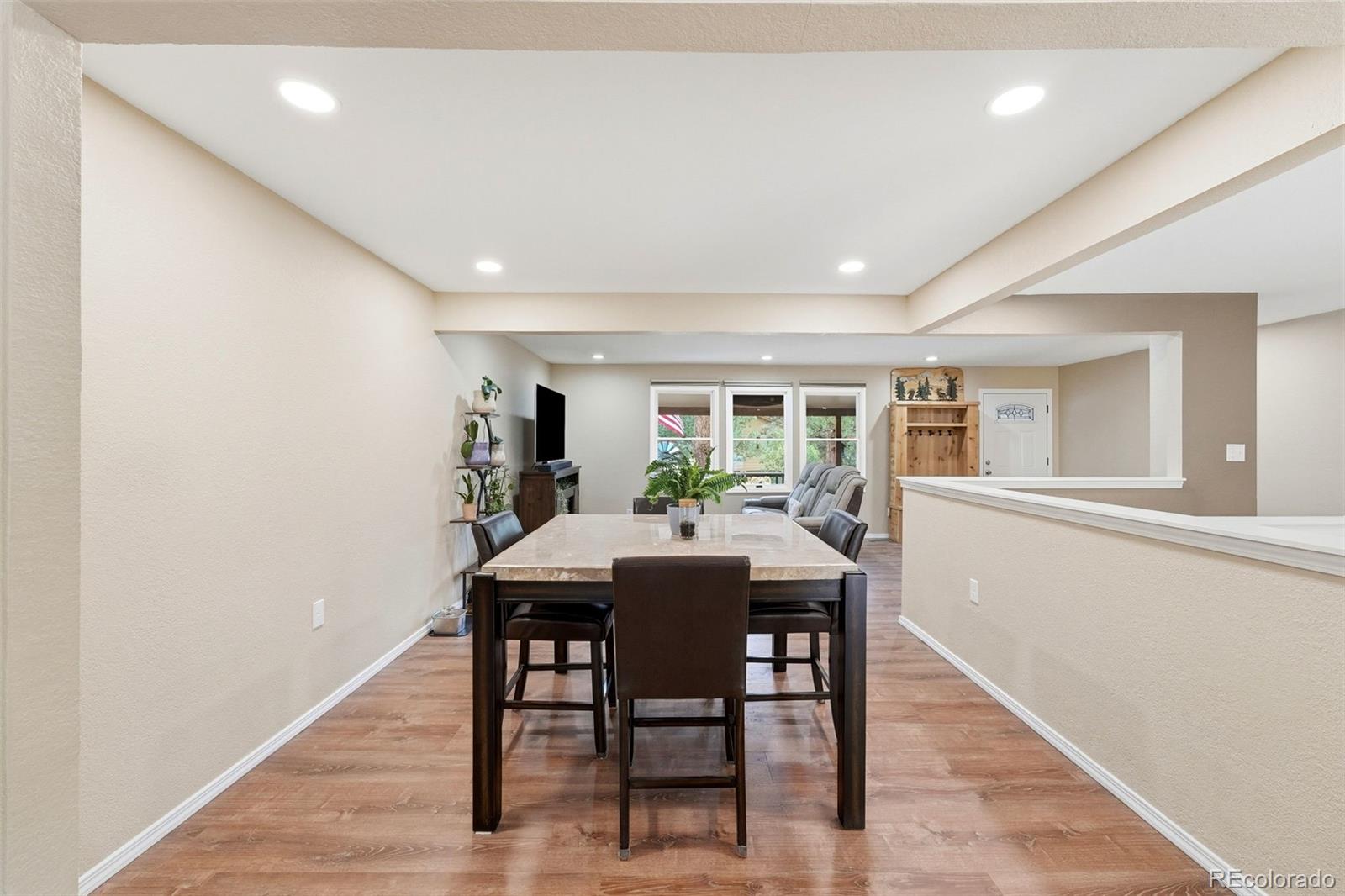 1145 Garlock Lane