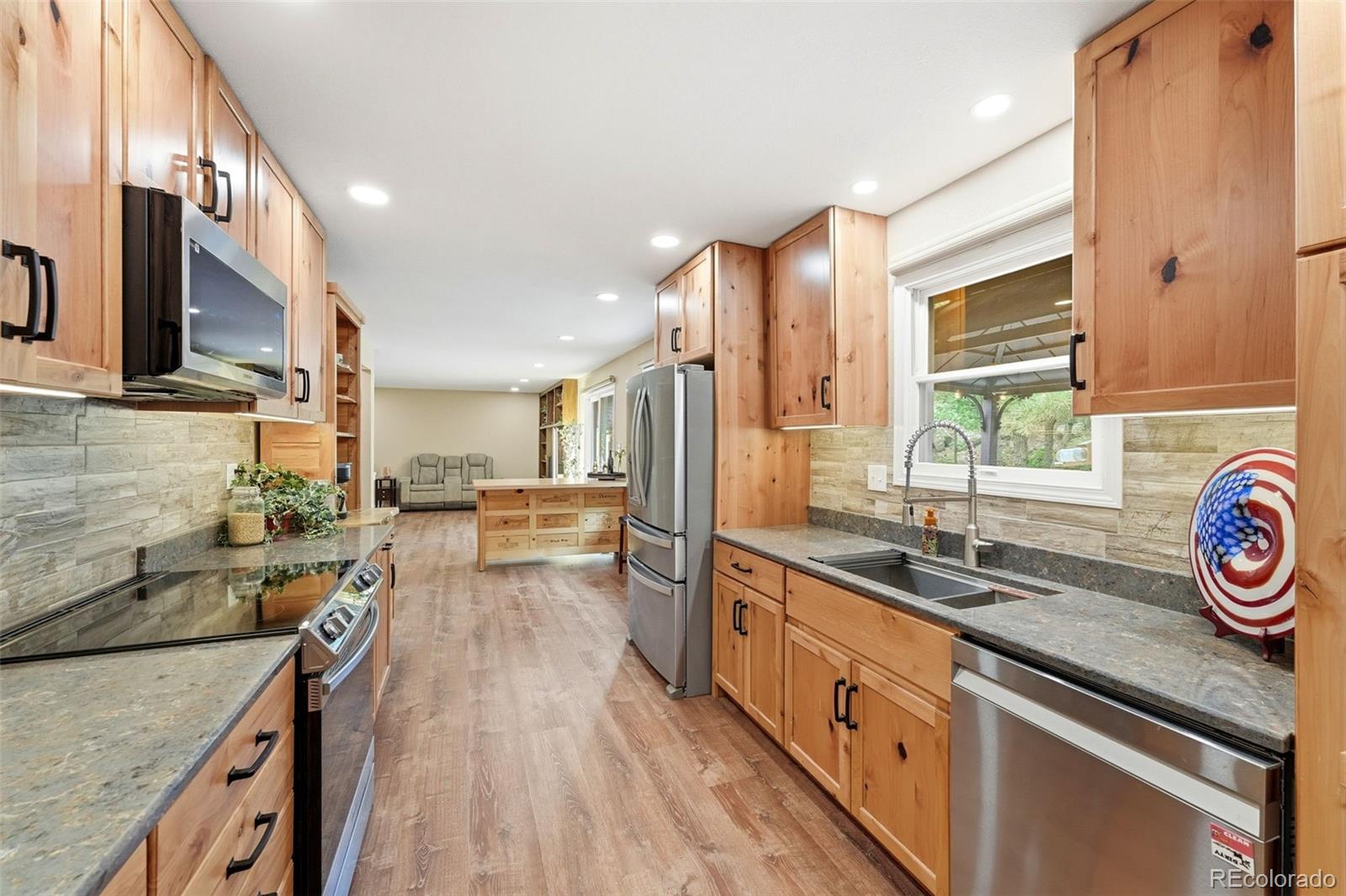 1145 Garlock Lane