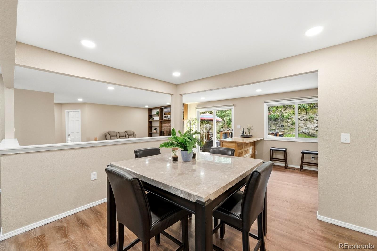 1145 Garlock Lane