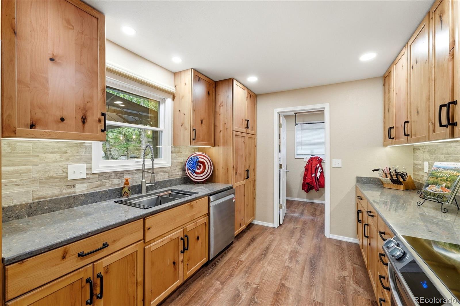 1145 Garlock Lane