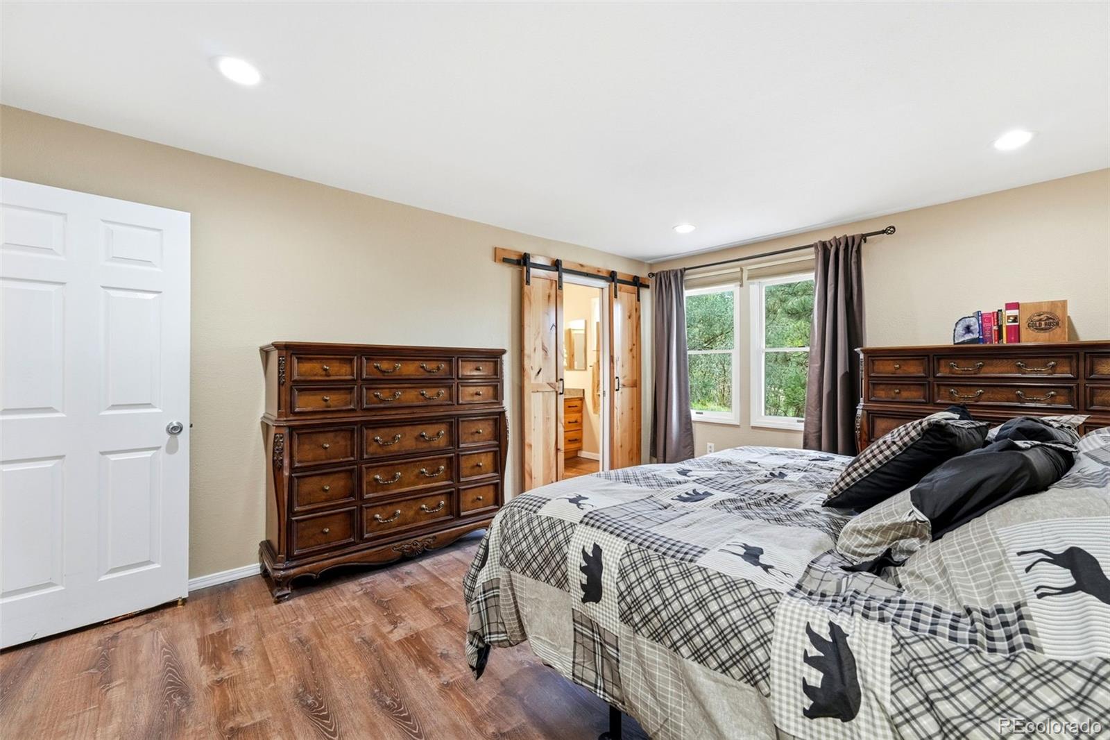 1145 Garlock Lane