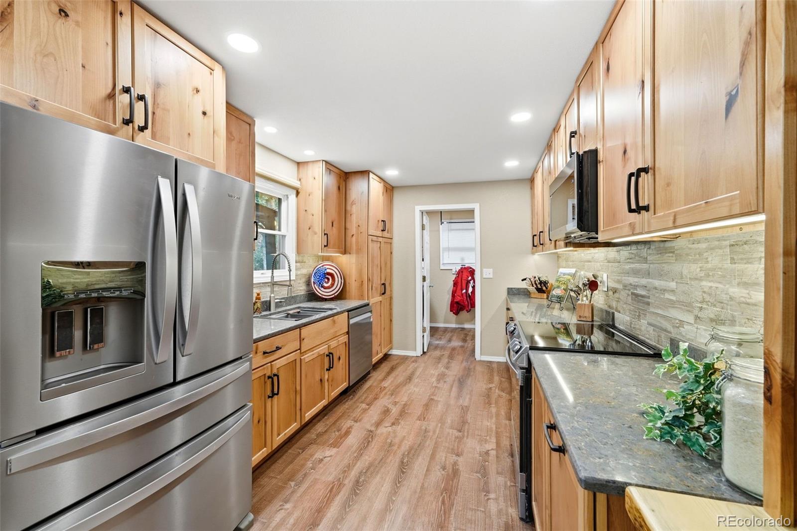 1145 Garlock Lane
