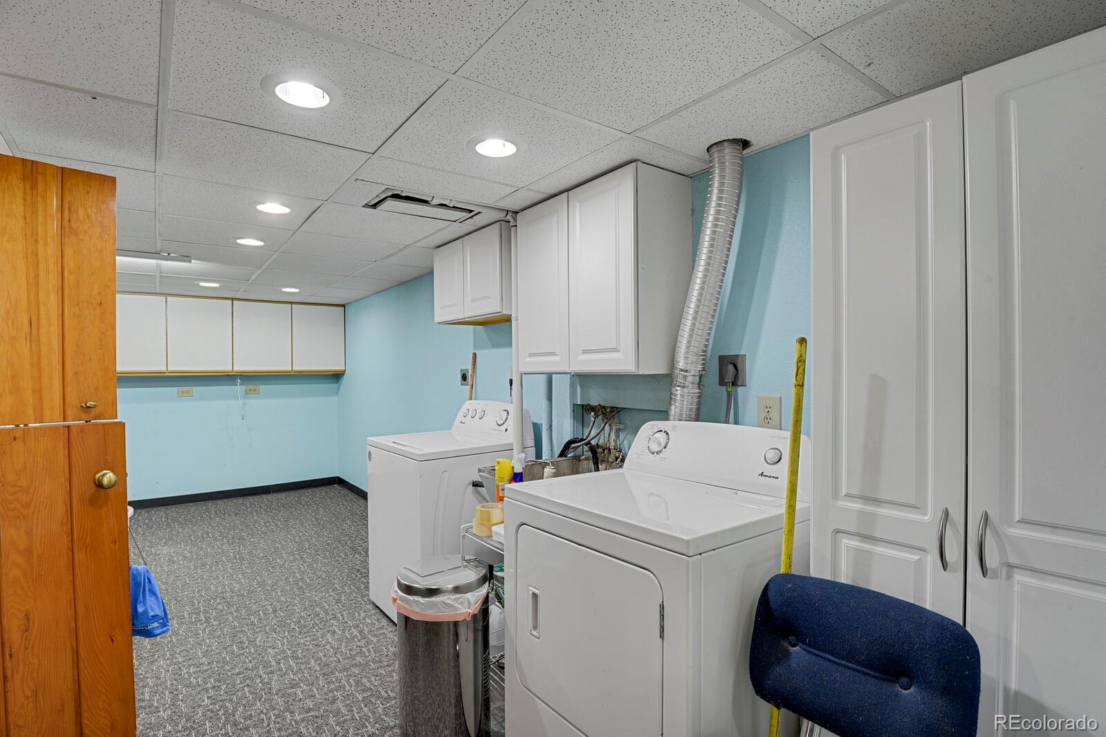 2834 S Zurich Court
