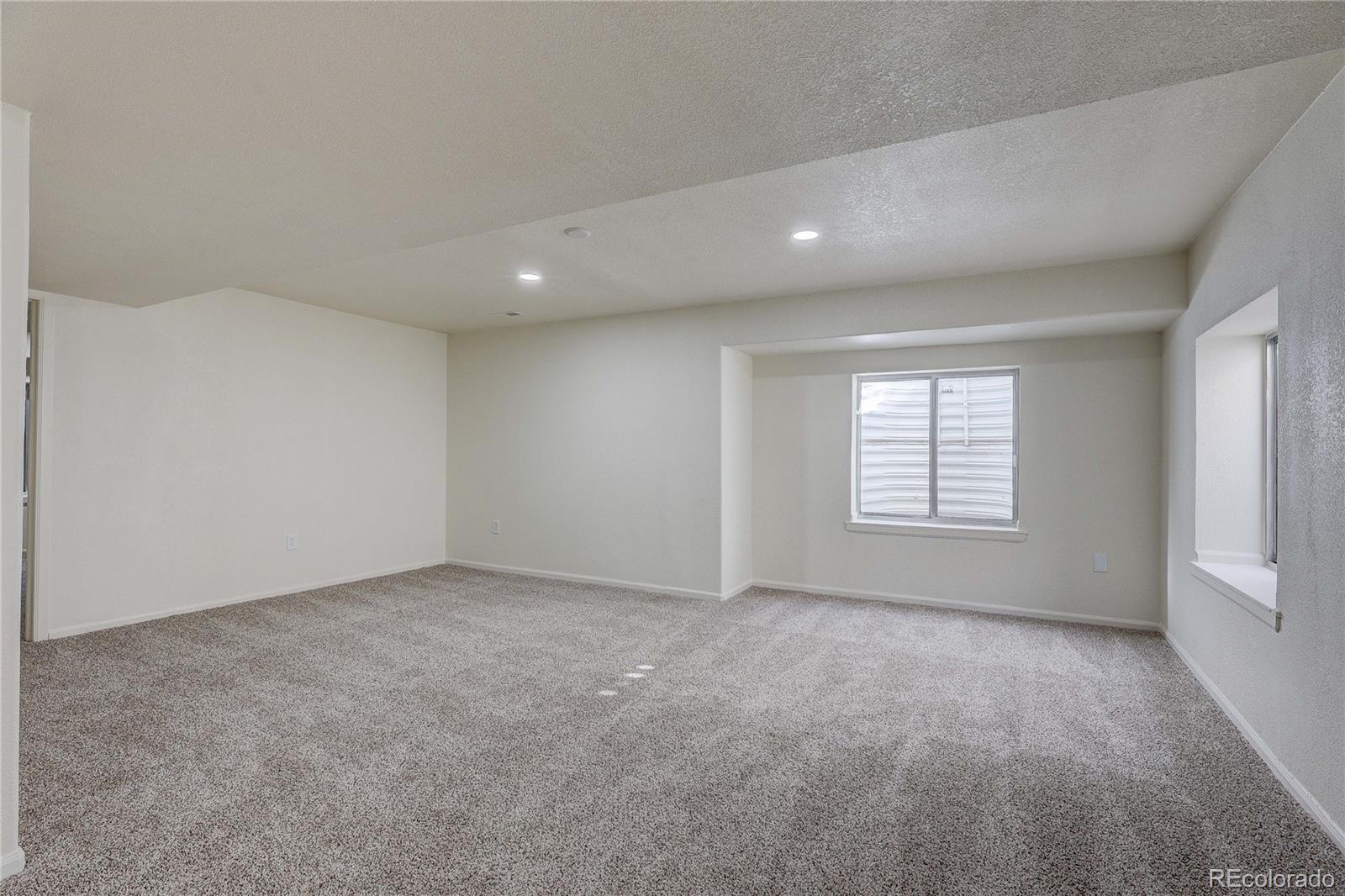 20118 E Dartmouth Drive