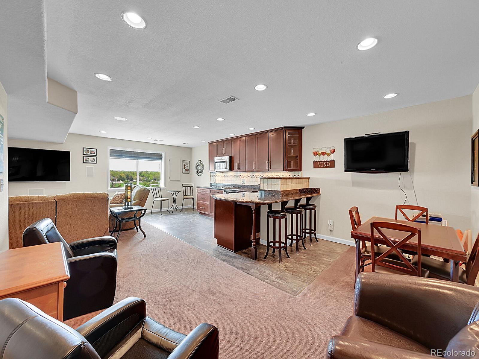 11157 W 55th Lane