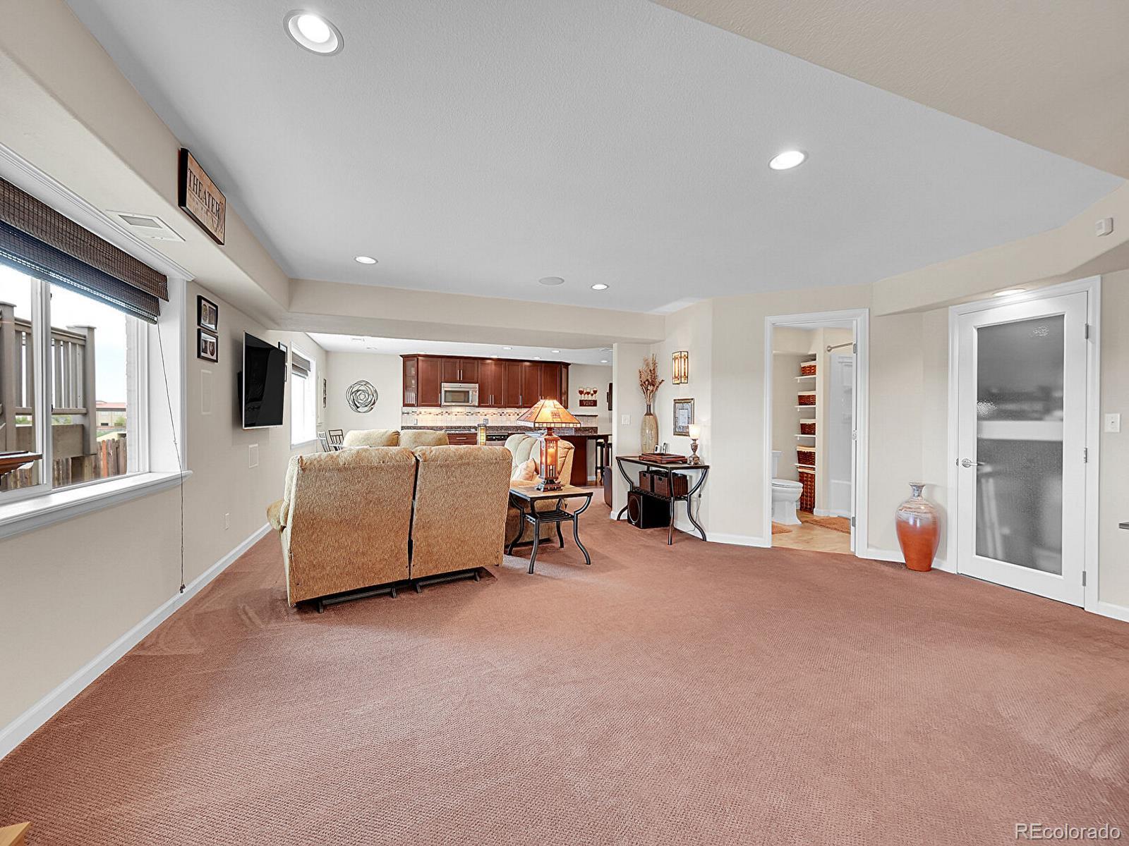 11157 W 55th Lane