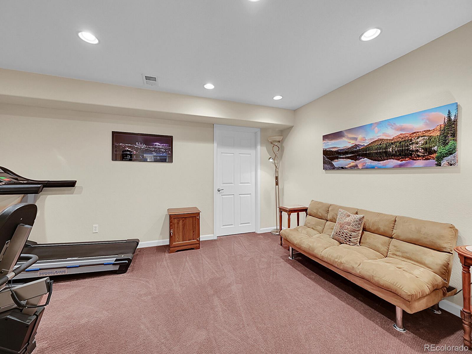 11157 W 55th Lane