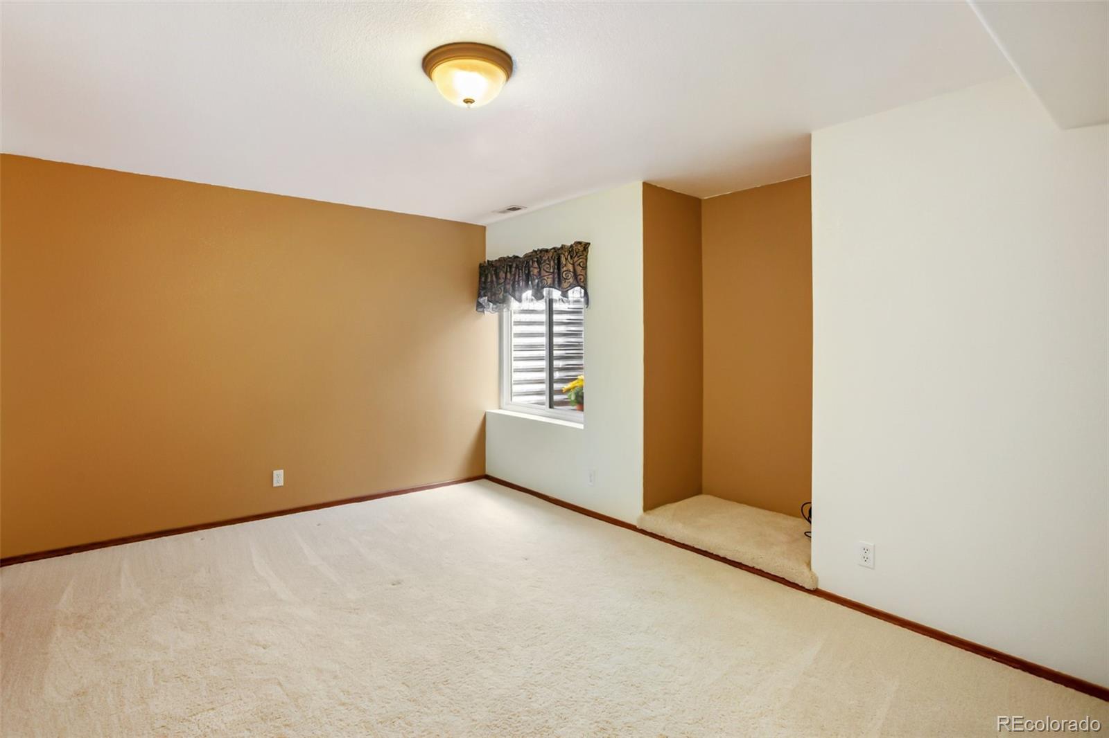 7625 Hollandale Drive