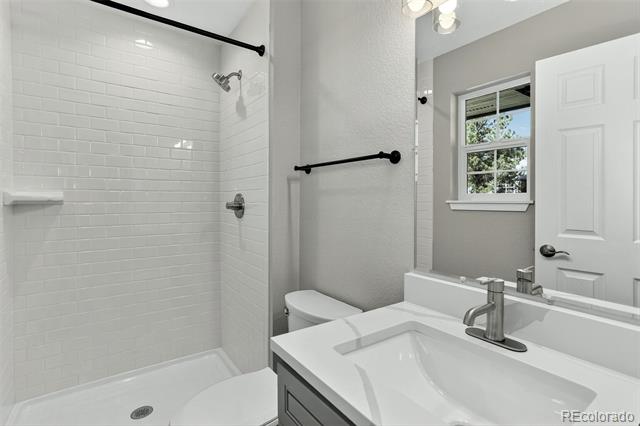 2301 E Fremont Avenue Unit: S02