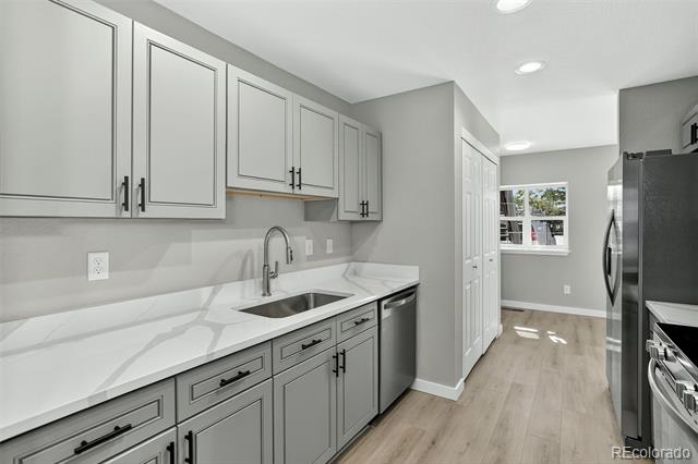 2301 E Fremont Avenue Unit: S02