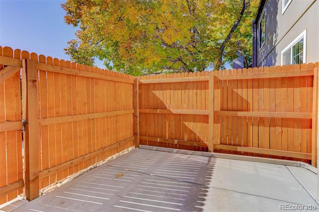2301 E Fremont Avenue Unit: S02