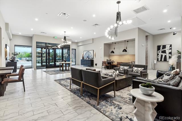 20 Wilcox Street Unit: 520