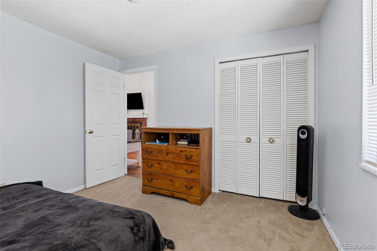 1584 S Fraser Way