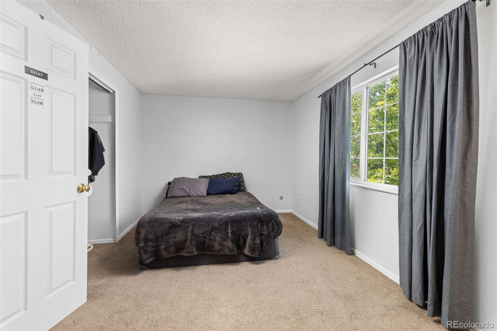 1584 S Fraser Way