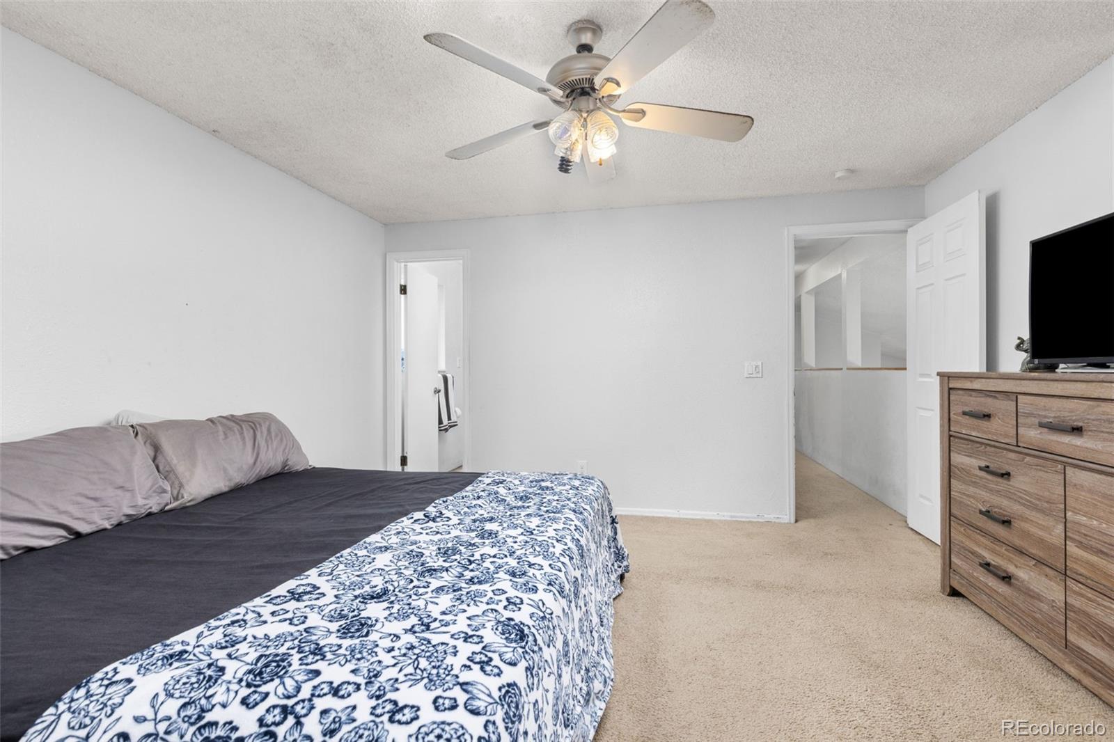 1584 S Fraser Way