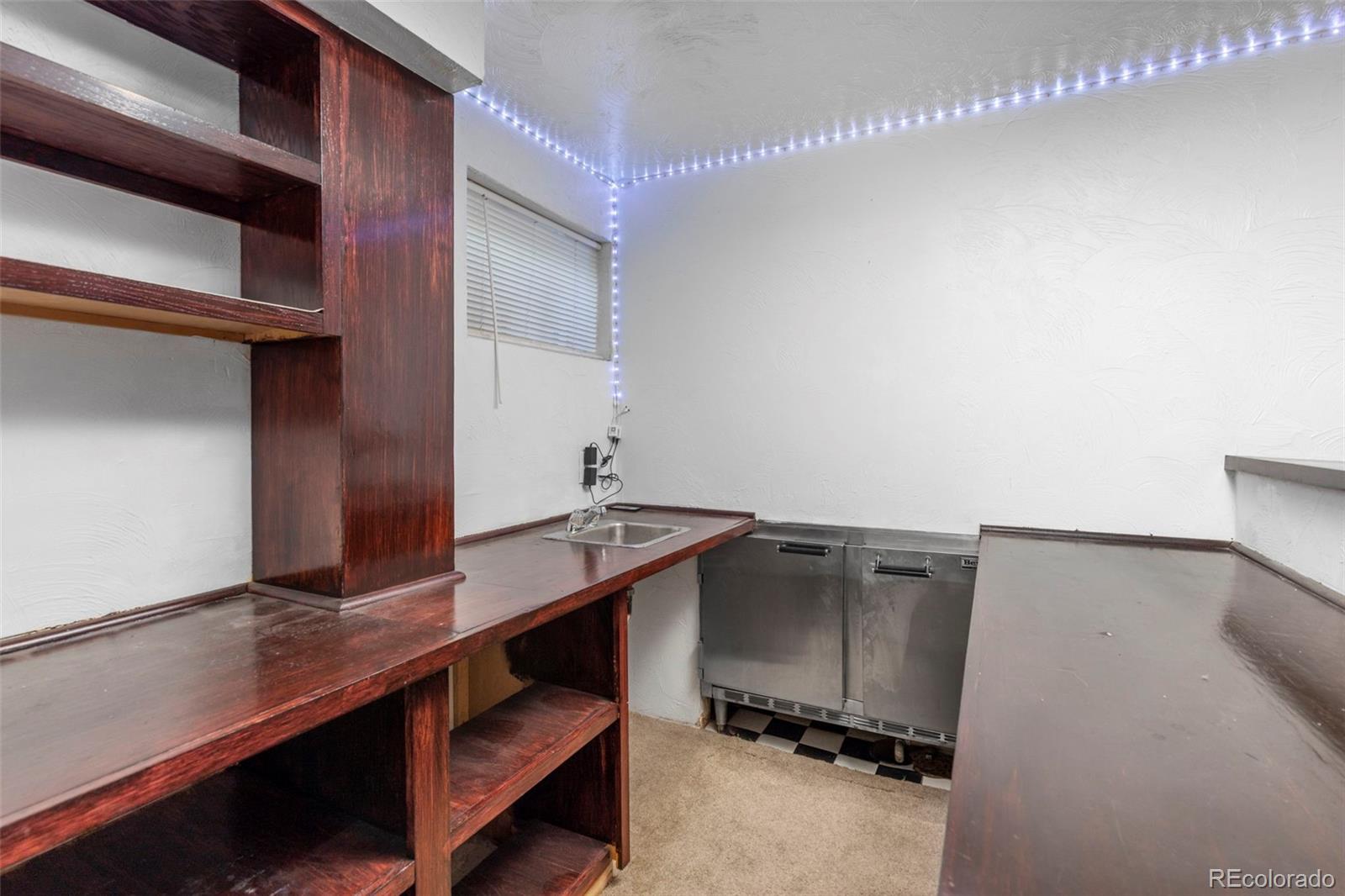 1584 S Fraser Way