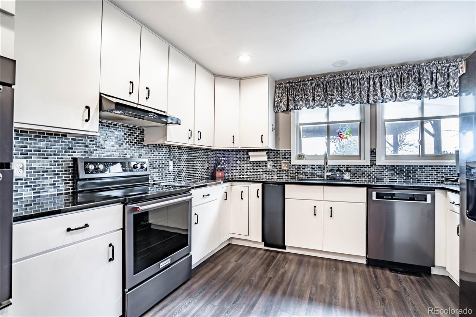 8332 Carriage Circle