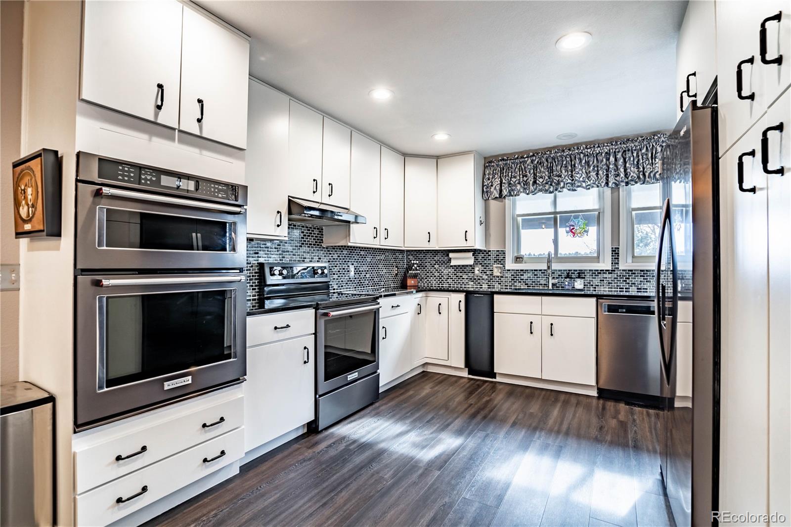 8332 Carriage Circle