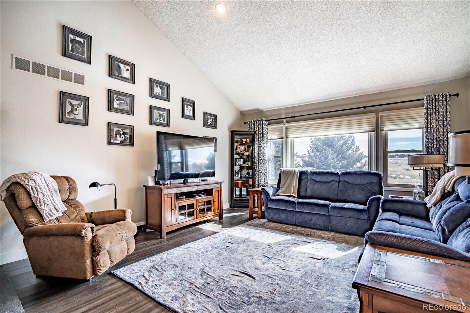 8332 Carriage Circle