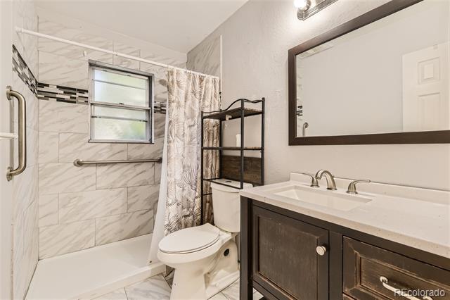 2301 E Fremont Avenue Unit: U03