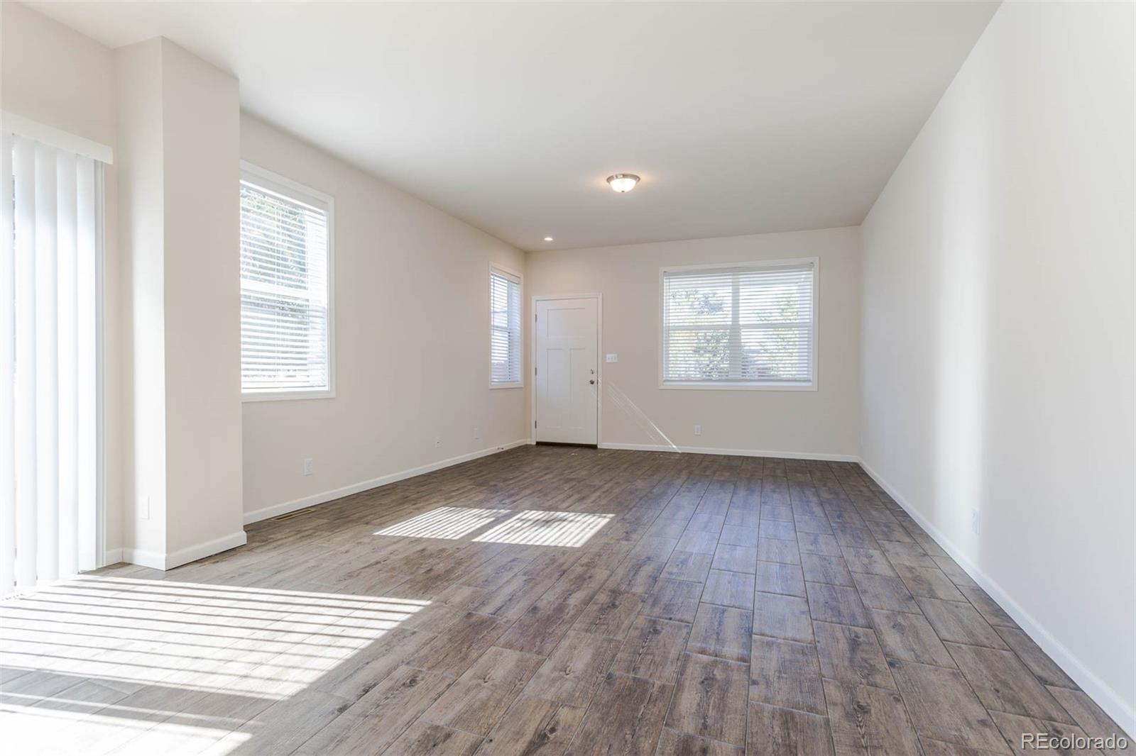 2382 N Emporia Street