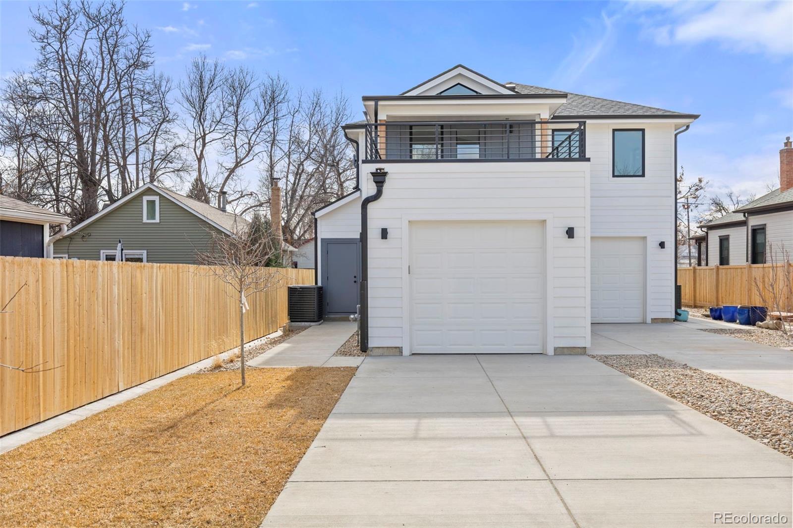 203 E Chester Street Unit: B