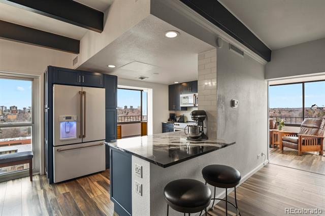 130 N Pearl Street Unit: 1101