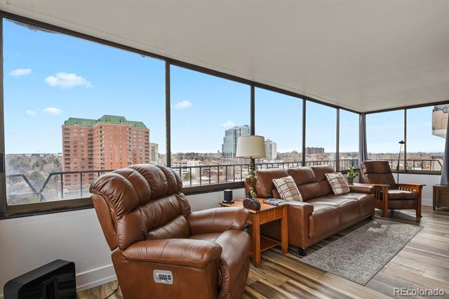 130 N Pearl Street Unit: 1101