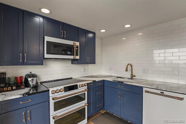 130 N Pearl Street Unit: 1101