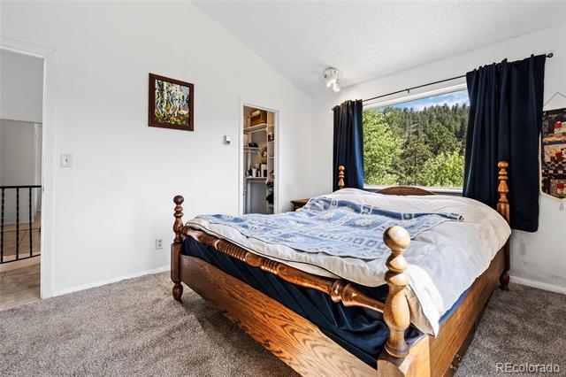 1729 Crow Valley Road