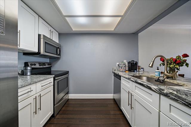 4896 S Dudley Street Unit: 5-5