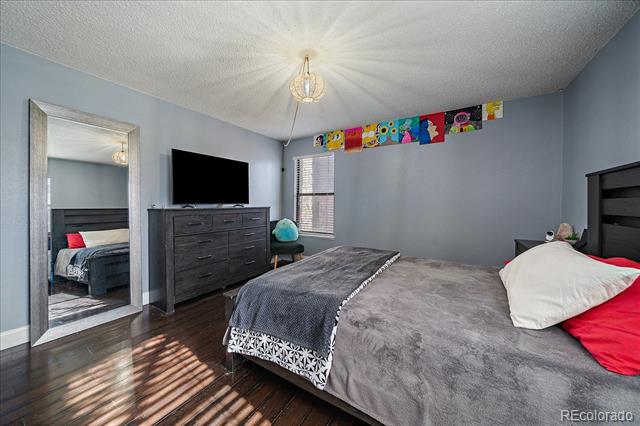 4896 S Dudley Street Unit: 5-5