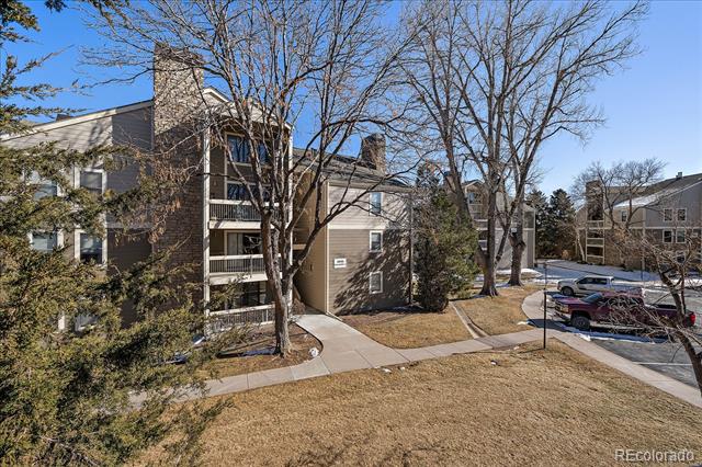 4896 S Dudley Street Unit: 5-5