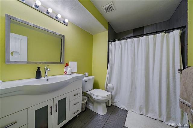 4896 S Dudley Street Unit: 5-5