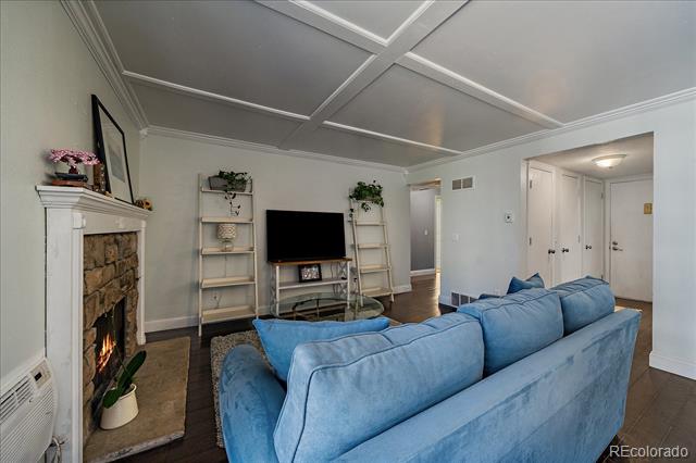 4896 S Dudley Street Unit: 5-5