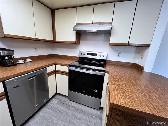 12564 E Pacific Circle Unit: B