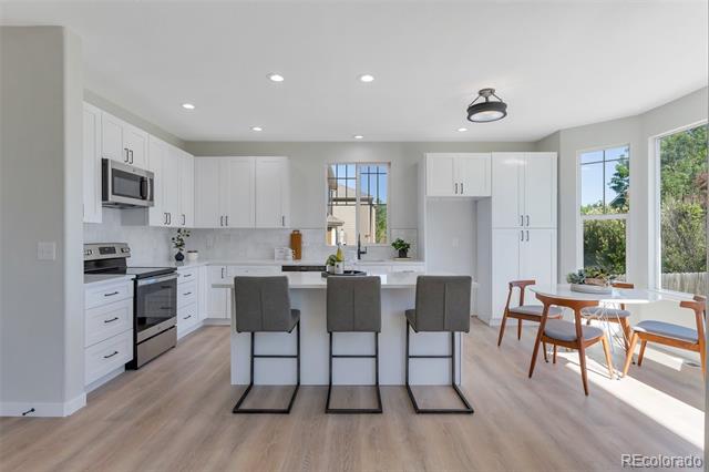 2707 White Wing Road