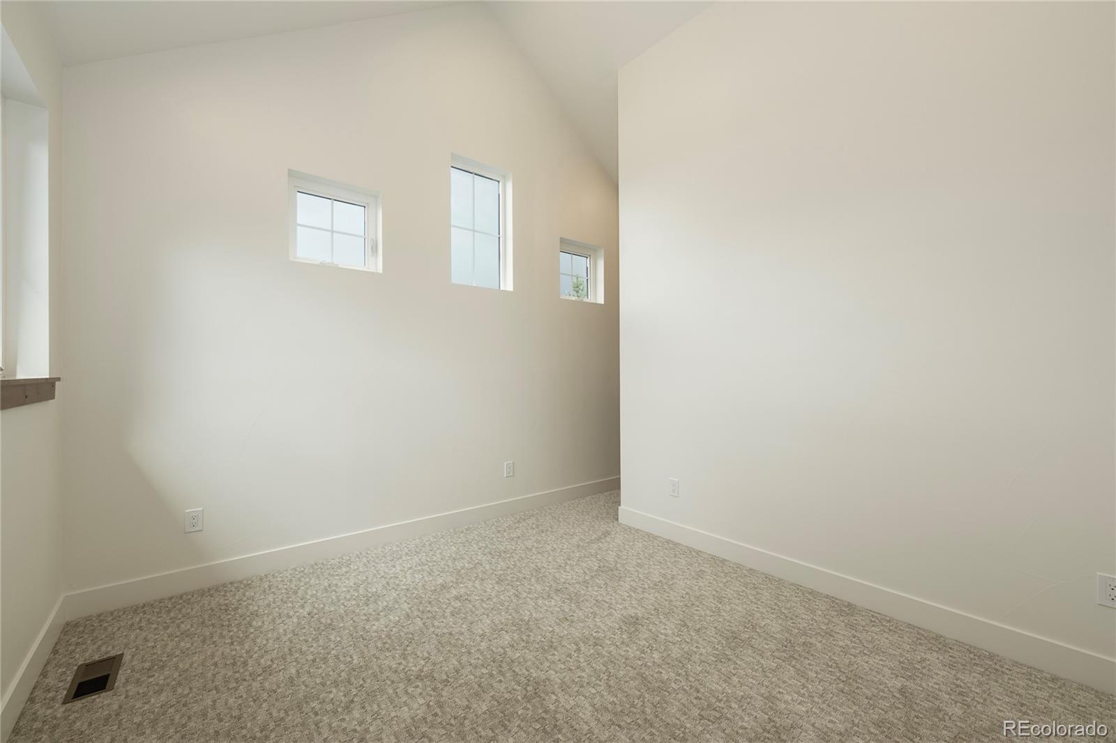 502 Upper Ranch View Road