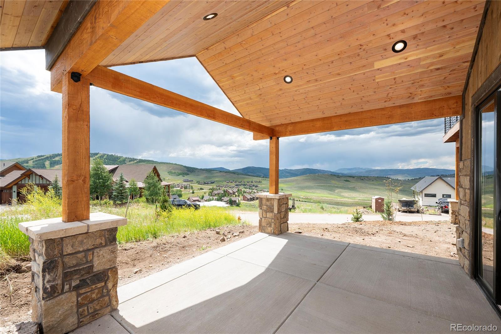 502 Upper Ranch View Road