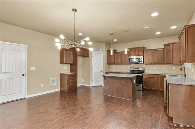 10747 Hidden Prairie Parkway